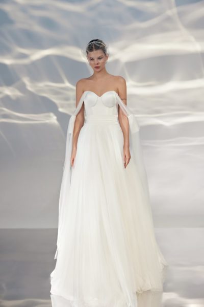 L316 Mehrteiliges Brautkleid von ARIAMO (3)