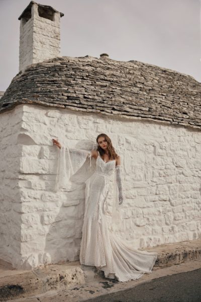 Sunshine - elegantes Boho Brautkleid von ARIAMO (6)
