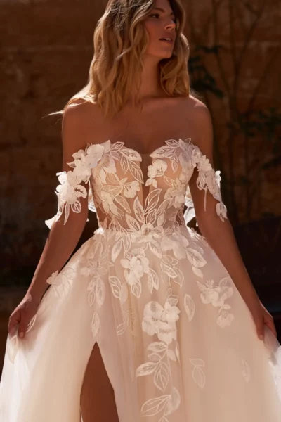 MEREDITH Carmen Ärmel Boho Prinzessinnenkleid (3)