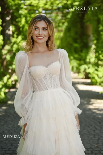 Brautkleid-Plissee-Volant-Rock-MEDUZA-Lingerie-Look-Herzausschnitt (1)