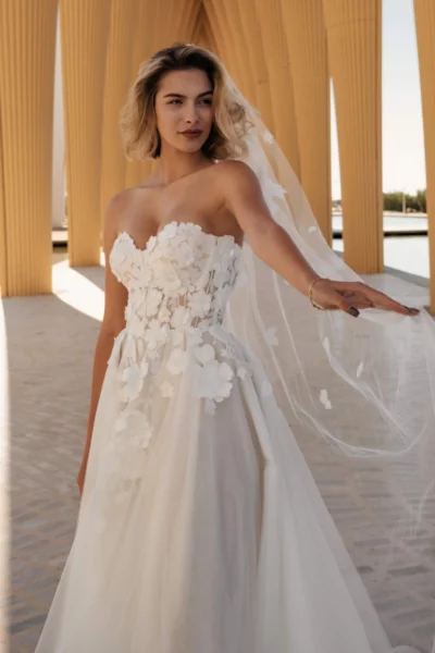 DAVINA Herzausschnitt Sweetheart Traegerlos Natali Bridal Boho Brautkleid 1 – Brautmode Winsen | VeryNice