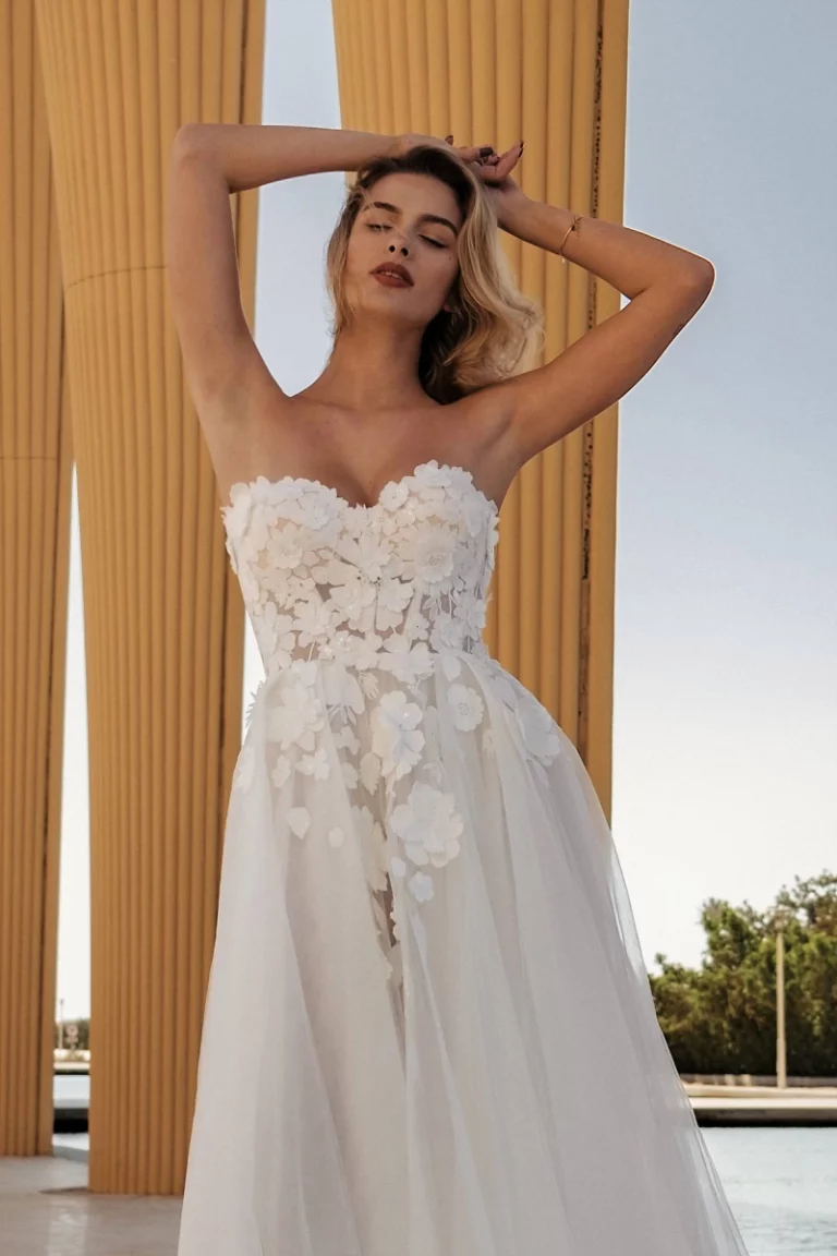 DAVINA Herzausschnitt Sweetheart Traegerlos Natali Bridal Boho Brautkleid 2 – Brautmode Winsen | VeryNice