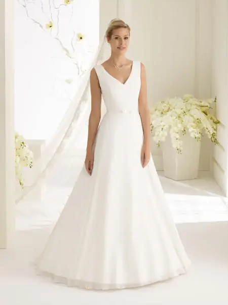 Dalila schlicht brautkleid brautmode winsen bianco evento – Schlichte Brautkleider | VeryNice Brautmode Winsen