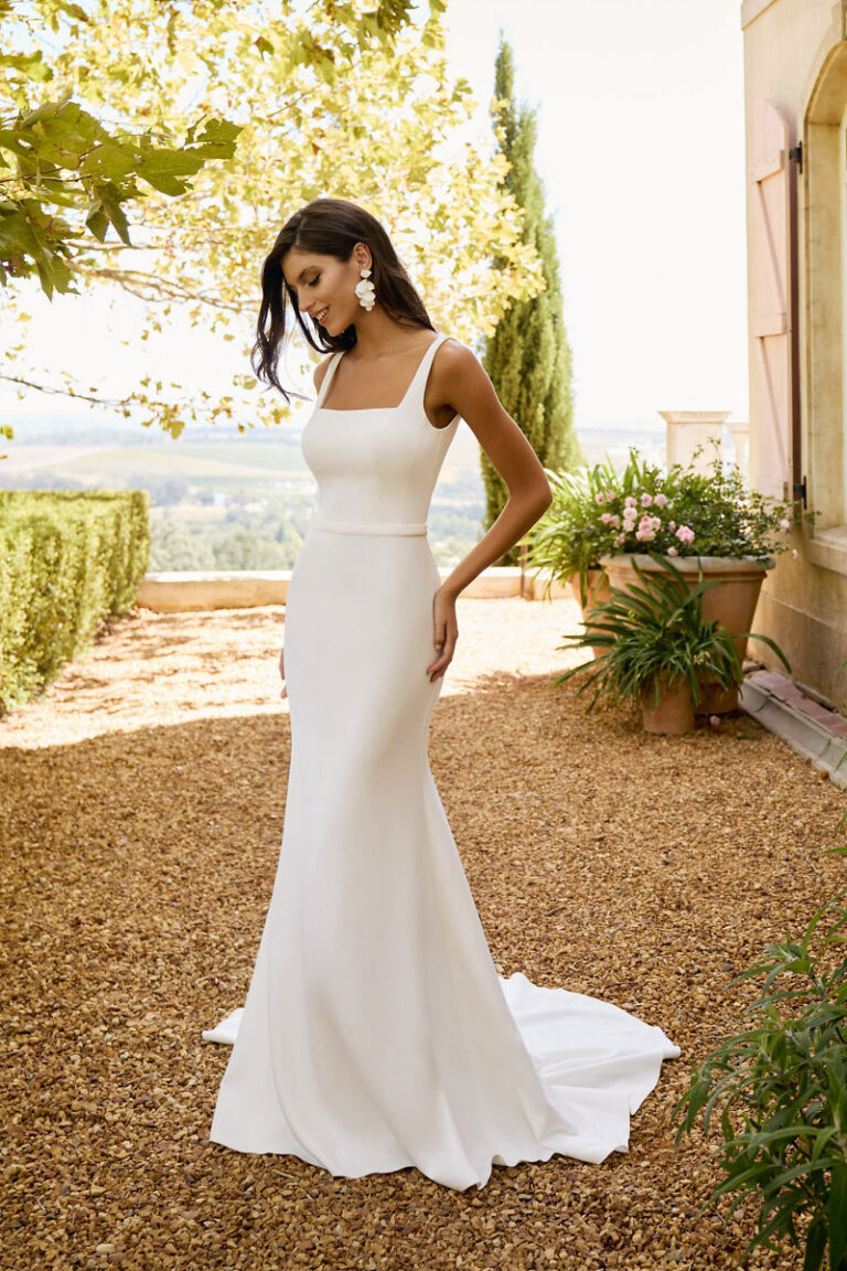 Kelsey Rose TATE Schlichte Brautkleider VeryNice Brautmode Winsen bei Lüneburg und Hamburg